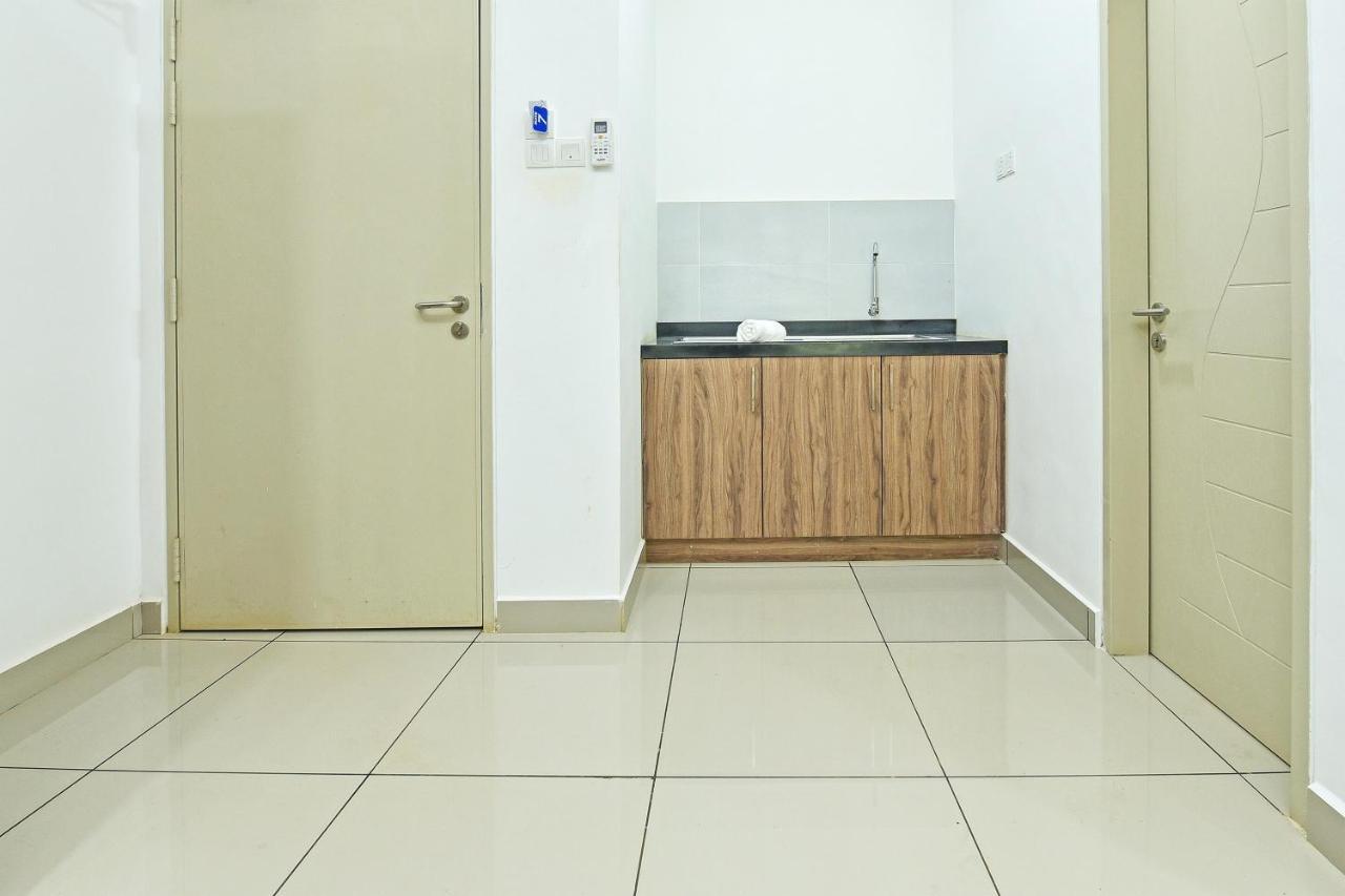 Capital O 90614 Cvia Ummul Hotel Padang Besar Exteriör bild
