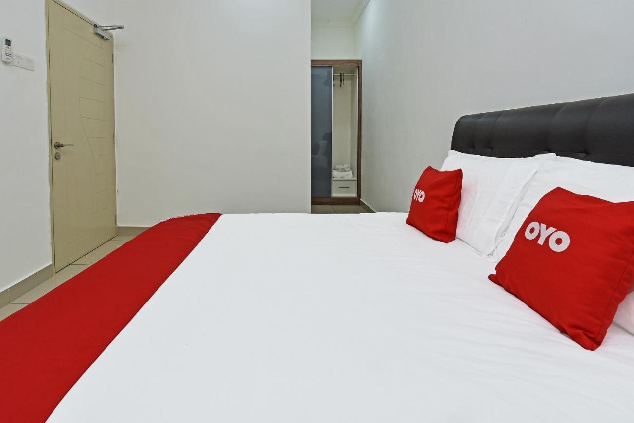 Capital O 90614 Cvia Ummul Hotel Padang Besar Exteriör bild
